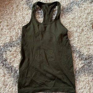lululemon swiftly tech racerback olive green, sz 2